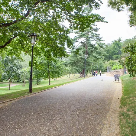 Blueground Vrsovice Near Park Peaceful Area Prg-6 * Praga