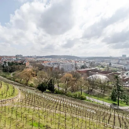 Appartamento Blueground Vrsovice Near Park Peaceful Area Prg-6